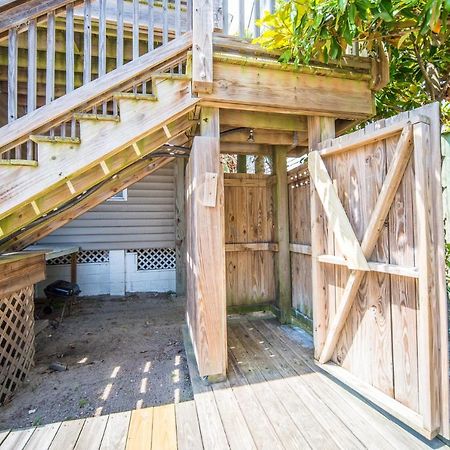 Salty Shack Unit C - Salty Shack - Dog Friendly Home - Across From The Beach - Central Location! Folly Beach Ngoại thất bức ảnh