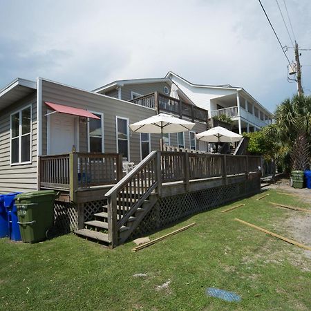 Salty Shack Unit C - Salty Shack - Dog Friendly Home - Across From The Beach - Central Location! Folly Beach Phòng bức ảnh