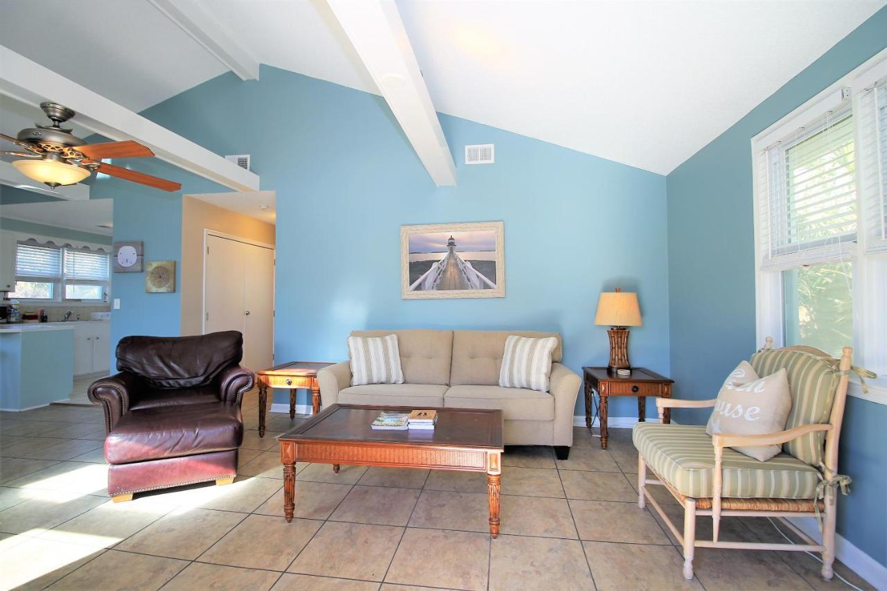 Salty Shack Unit C - Salty Shack - Dog Friendly Home - Across From The Beach - Central Location! Folly Beach Ngoại thất bức ảnh