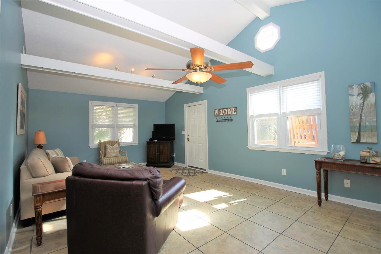 Salty Shack Unit C - Salty Shack - Dog Friendly Home - Across From The Beach - Central Location! Folly Beach Ngoại thất bức ảnh