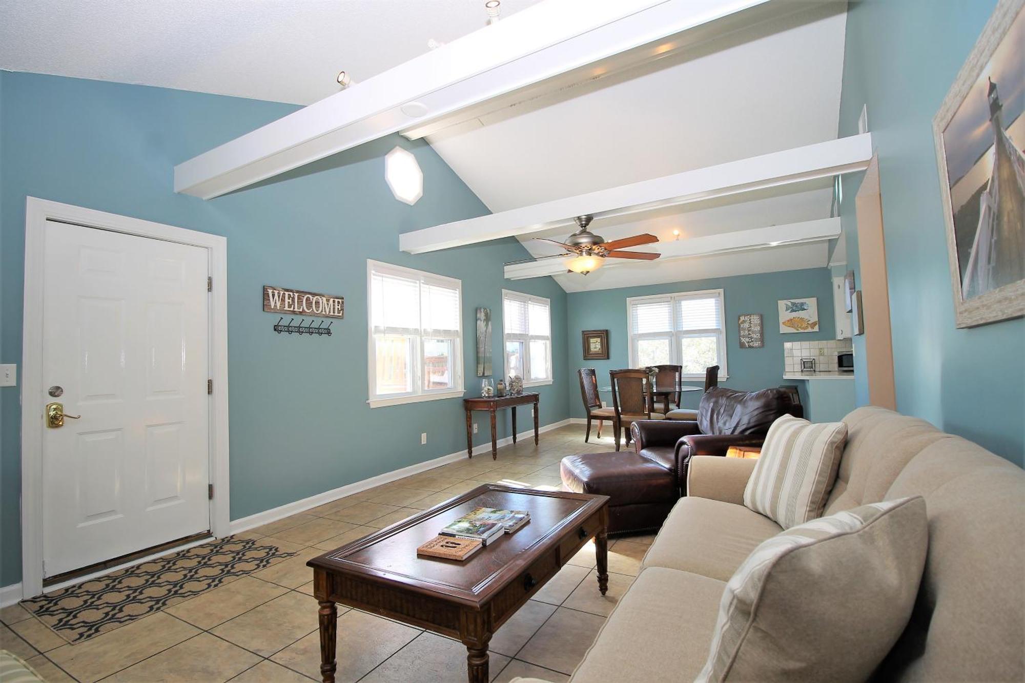 Salty Shack Unit C - Salty Shack - Dog Friendly Home - Across From The Beach - Central Location! Folly Beach Phòng bức ảnh